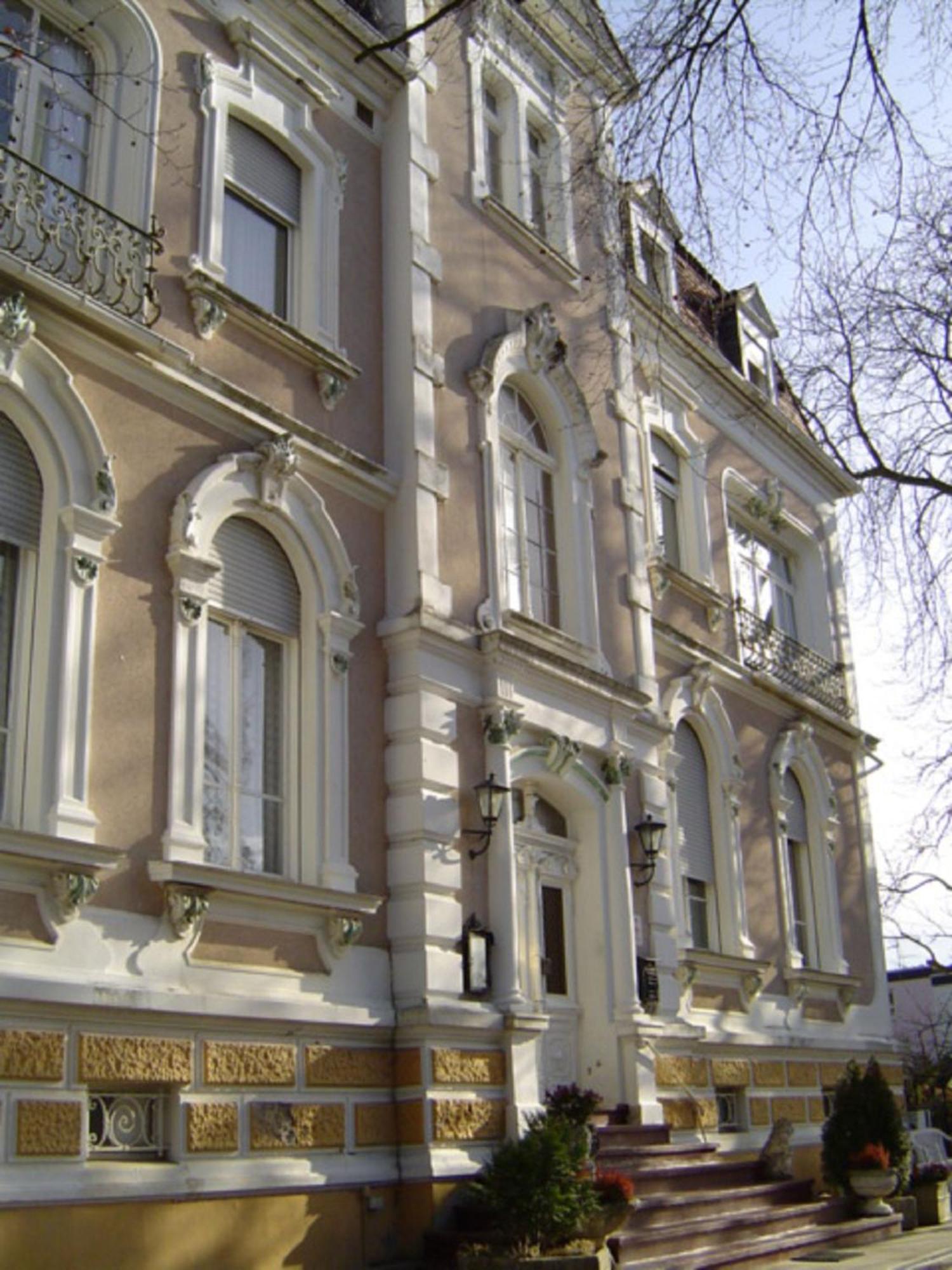 Hotel Waldfriede Darmstadt Exterior photo